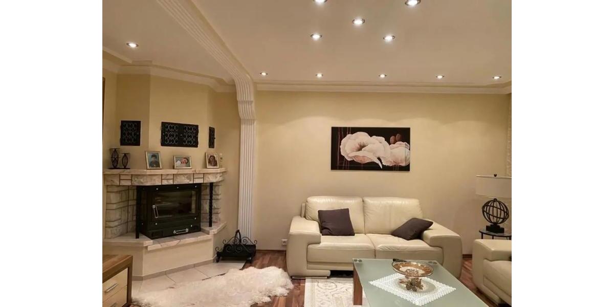 ObjNr:19320 - Topp Wohnen im sanierten EFH mit ELW, Terrasse, Garten und Schwimmbad in LU-Mundenheim 7 zimmer