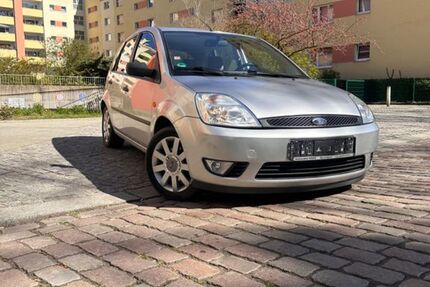 Ford Fiesta 79.600 km 3.899 &euro; Berlin 13355