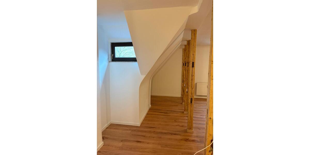 Dachgeschoßwohnung Bad Blankenburg - 3 Zimmer, 92 m&sup2;, 720&euro; | Angebot:26227096