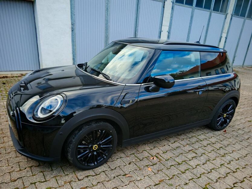 Mini Cooper SE 36.111 km 21.400 € Baierbach 84171
