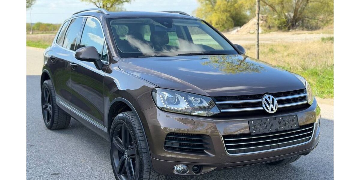 VW Touareg 282.912 km 10.995 &euro; Neubrandenburg 17033