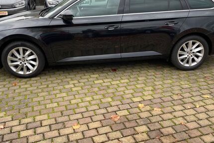 Skoda Superb 226.000 km 11.900 &euro; Cölbe 35091