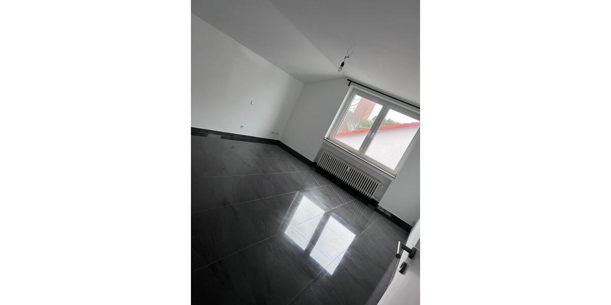 Maisonettenwohnung Velbert Langenberg - 3 Zimmer, 73 m&sup2;, 1.200&euro; | Angebot:24842454