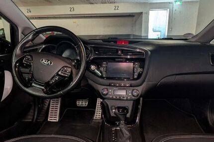 Kia ceed Sportswagon 68.000 km 12.000 &euro; Pinneberg 25421