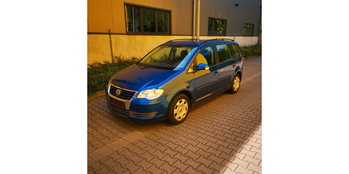 VW Touran 224.600 km 3.250 &euro; Düren 52351