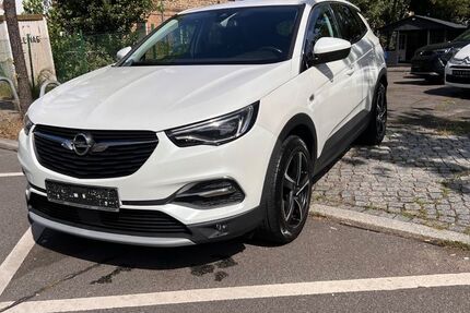 Opel Grandland (X) 145.000 km 8.800 &euro; Berlin 13597