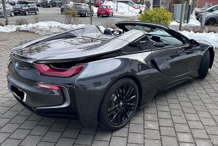 BMW i8 23.000 km 98.000 &euro; München 80803
