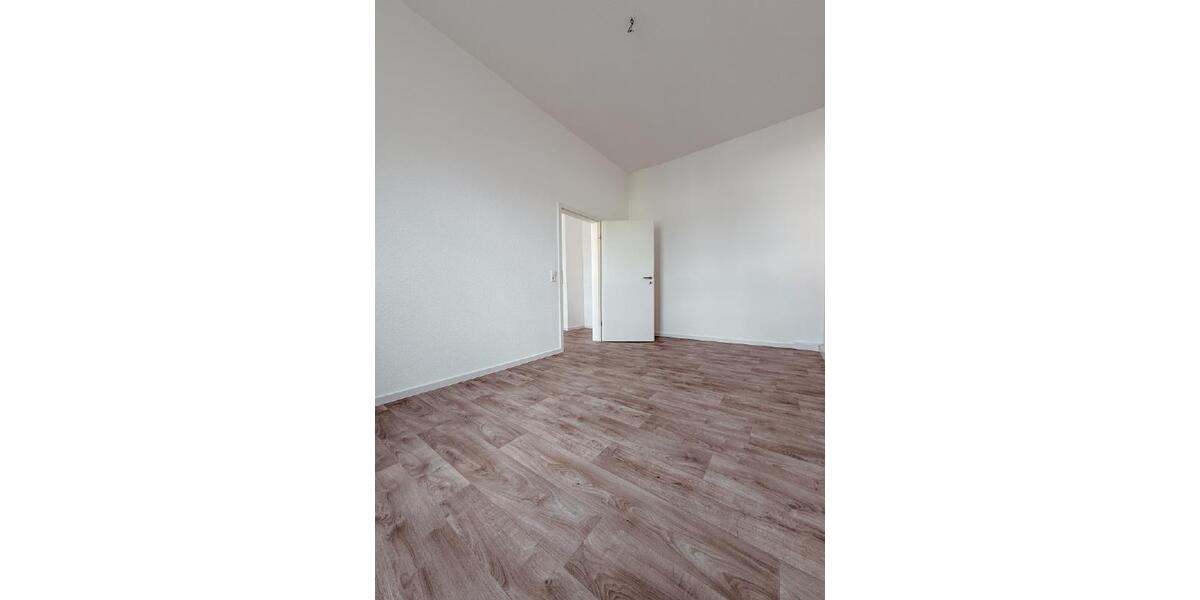 Etagenwohnung Burkhardtsdorf - 4 Zimmer, 90 m&sup2;, 600&euro; | Angebot:25581983