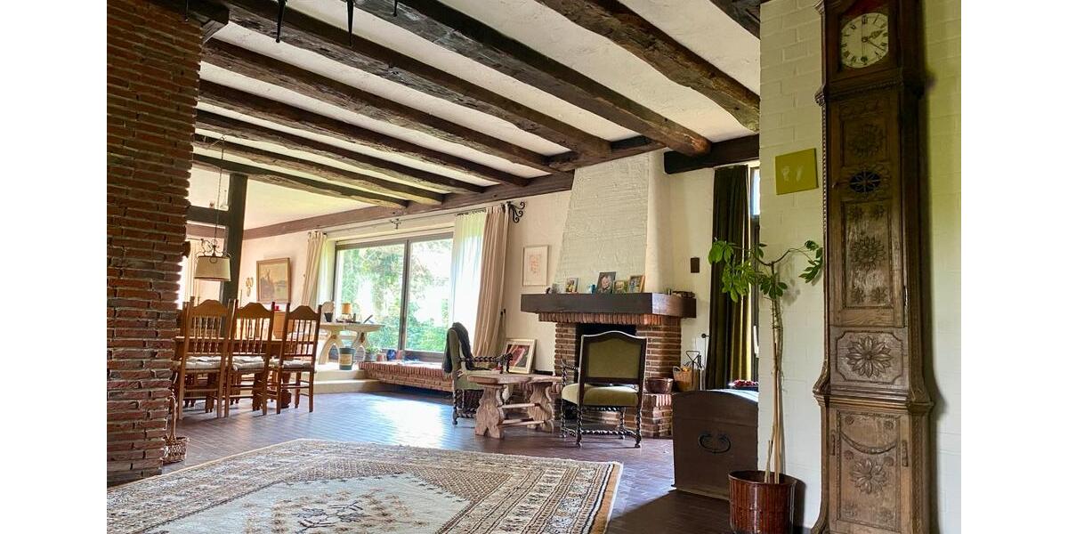 Von Privat: Exklusives Einfamilienhaus in zentraler Lage 7 zimmer