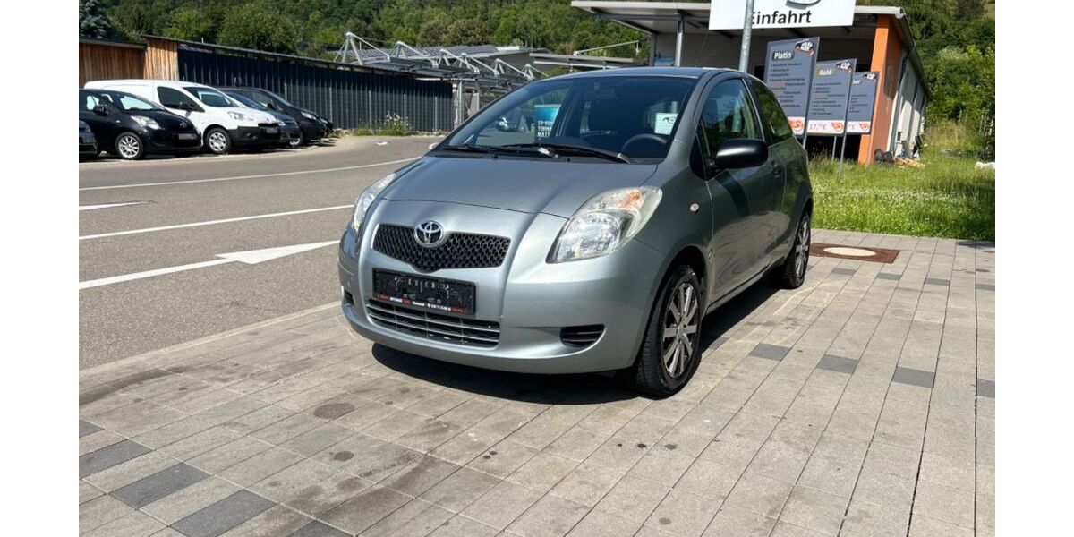Toyota Yaris 107.110 km 3.499 &euro; Schnaitheim-Heidenheim 89520