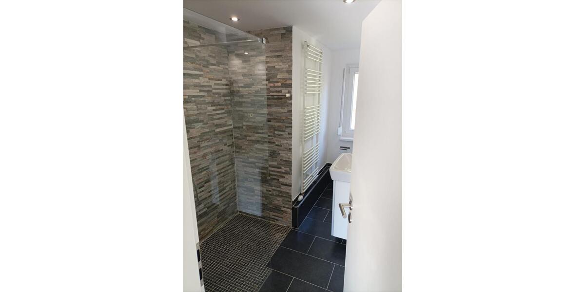 Etagenwohnung Zella-Mehlis Mehlis - 4 Zimmer, 100 m&sup2;, 800&euro; | Angebot:26340938