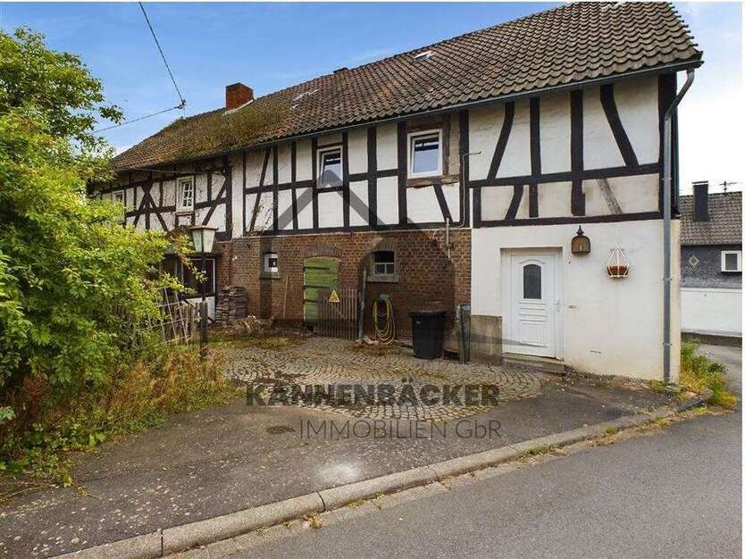 Haus zum Kaufen in Berod bei Hachenburg 89.000 € 120 m²