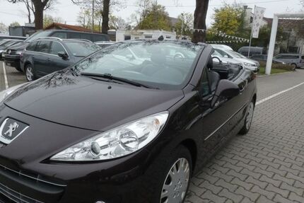 Peugeot 207 105.683 km 2.990 &euro; München 81825