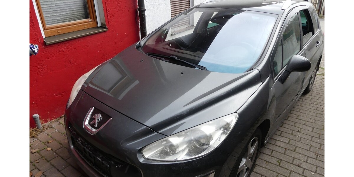 Peugeot 308 217.732 km 2.500 &euro; Nandlstadt 85405