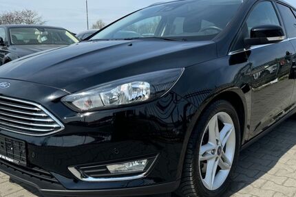 Ford Focus 82.000 km 9.699 &euro; Oberkrämer 16727