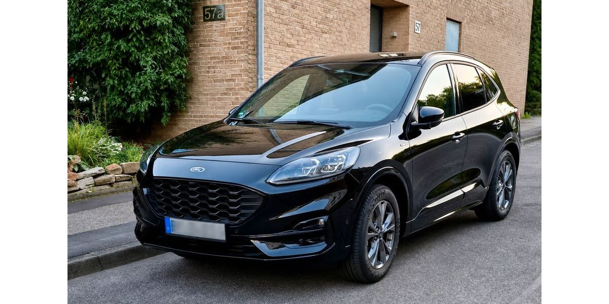 Ford Kuga 71.800 km 17.800 &euro; Bad Münstereifel 53902