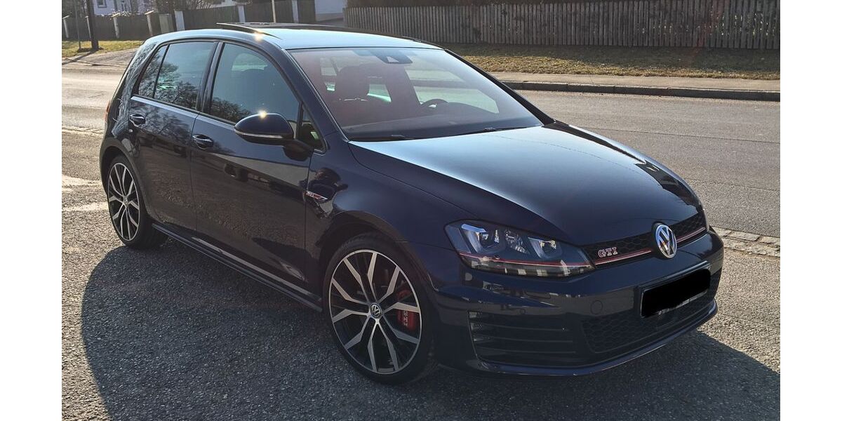 VW Golf 130.000 km 16.800 &euro; Amberg 92224