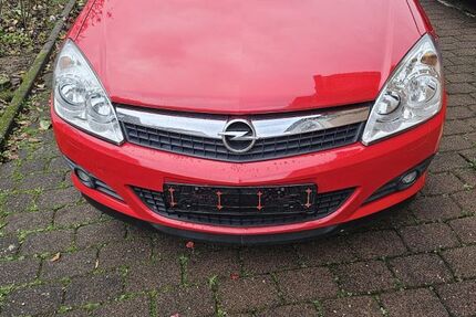 Opel Astra 176.361 km 2.200 &euro; Büdingen 63654