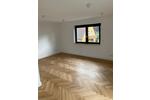 Haus im Haus, großzügige 5 Zi. Wohnung mit 40 qm Dachterrasse