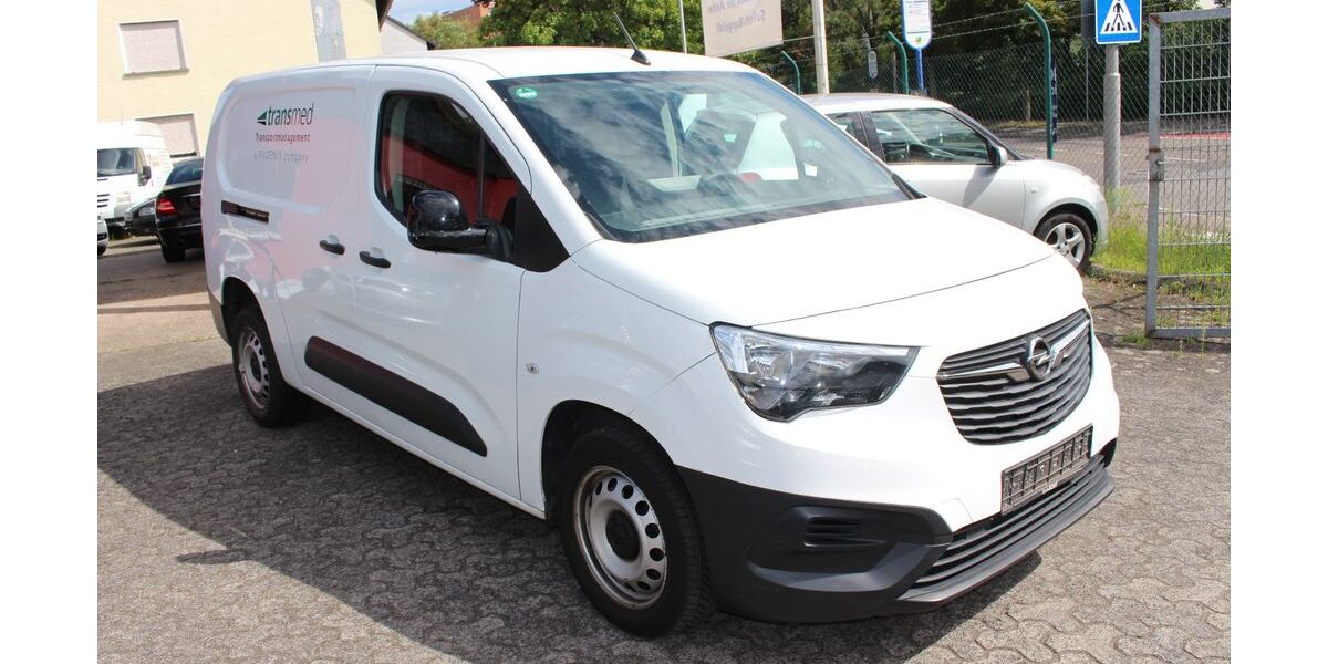 Opel Combo 219.700 km 7.990 &euro; Hanau 63452