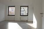 Modernisierte 3-Zimmerwohnung mit Balkon, Einbauküche und Gartenmitbenutzung im Zentrum von Düsseldorf