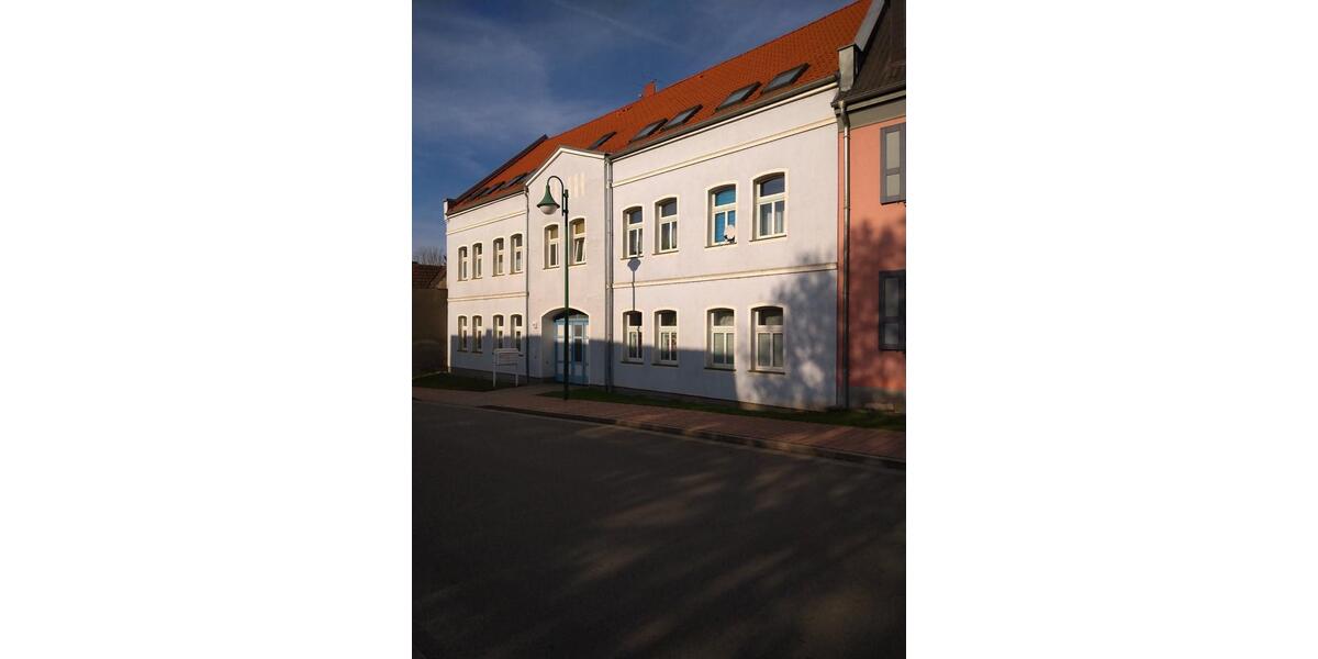 Erdgeschoßwohnung Hecklingen - 1 Zimmer, 43 m&sup2;, 275&euro; | Angebot:25125132
