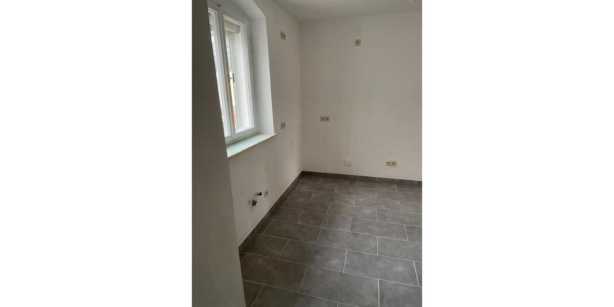 Einfamilienhaus Mitterteich - 2 Zimmer, 65 m&sup2;, 750&euro; | Angebot:26408429