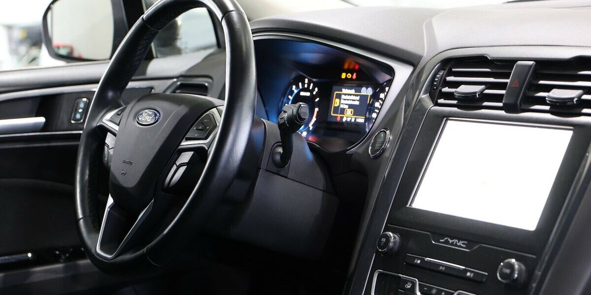 Ford Mondeo Tunier 2.0 EcoBlue BUSINESS / NAVI+KAEMRA 146.000 km 14.444 &euro; Hamm 59077