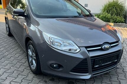 Ford Focus 232.000 km 2.950 &euro; Nabburg 92507