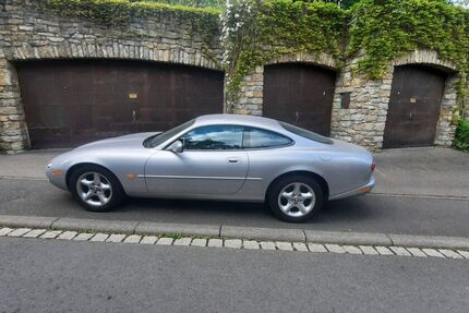 Jaguar XK8