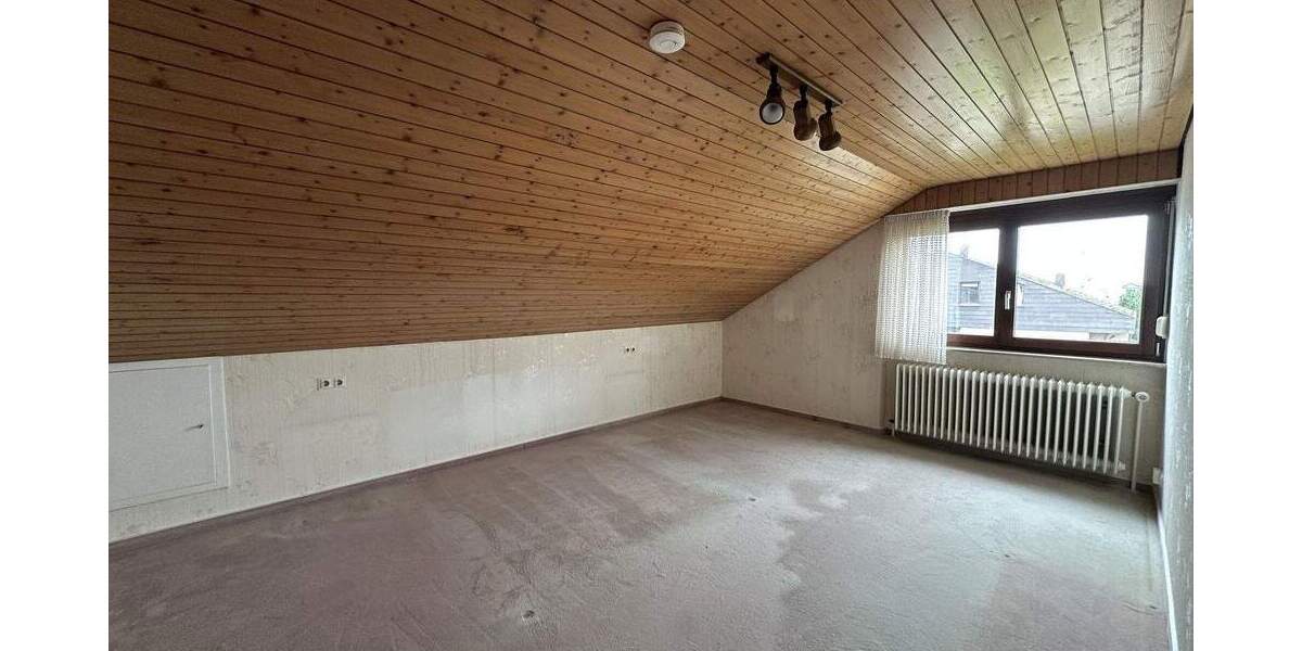Doppelhaushälfte Remshalden Geradstetten - 6 Zimmer, 137 m&sup2;, 480.000&euro; | Angebot:24622302