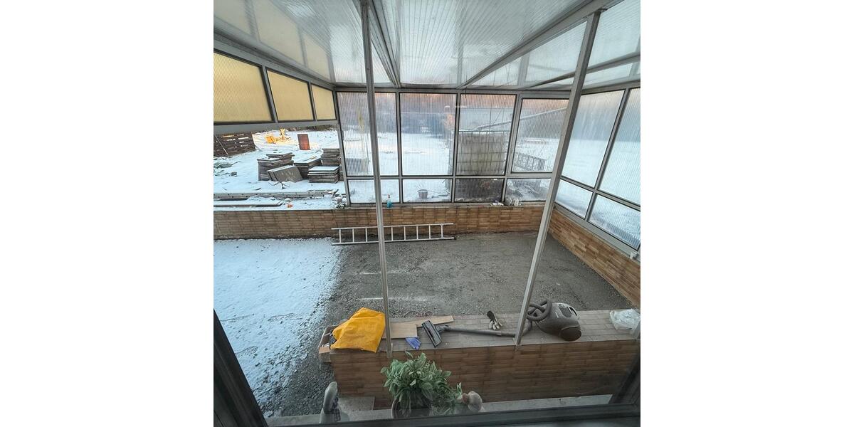 Erstbezug nach Kernsanierung: 4-Zimmer Ergeschosswohnung 4 zimmer