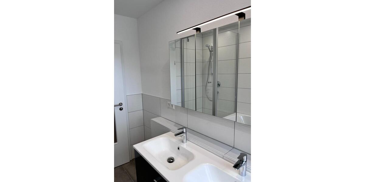 Dachgeschoßwohnung Marbach am Neckar - 3 Zimmer, 80 m&sup2;, 950&euro; | Angebot:25209870