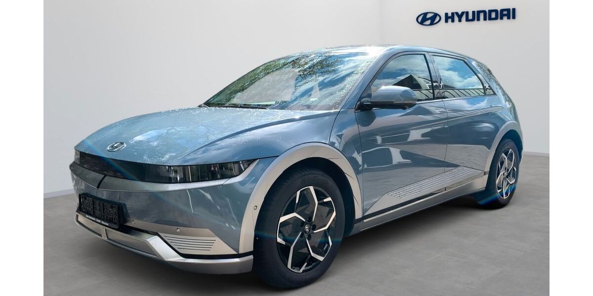 Hyundai IONIQ 5 6.980 km 33.480 € München 81825