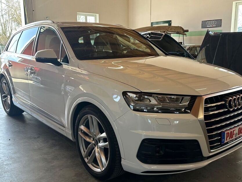 Q7
