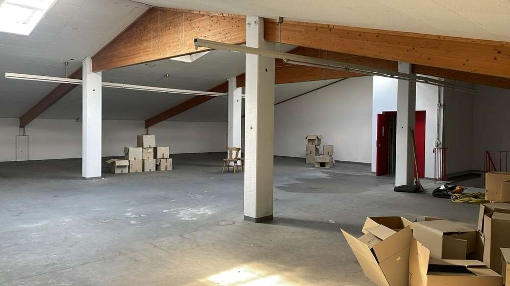 Gewerbeobjekt Neustadt bei Coburg - 449.000&euro; | Angebot:26884801