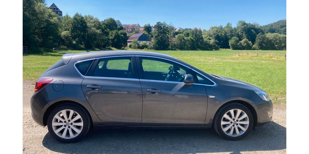Opel Astra 176.000 km 3.400 &euro; Frankfurt 60388