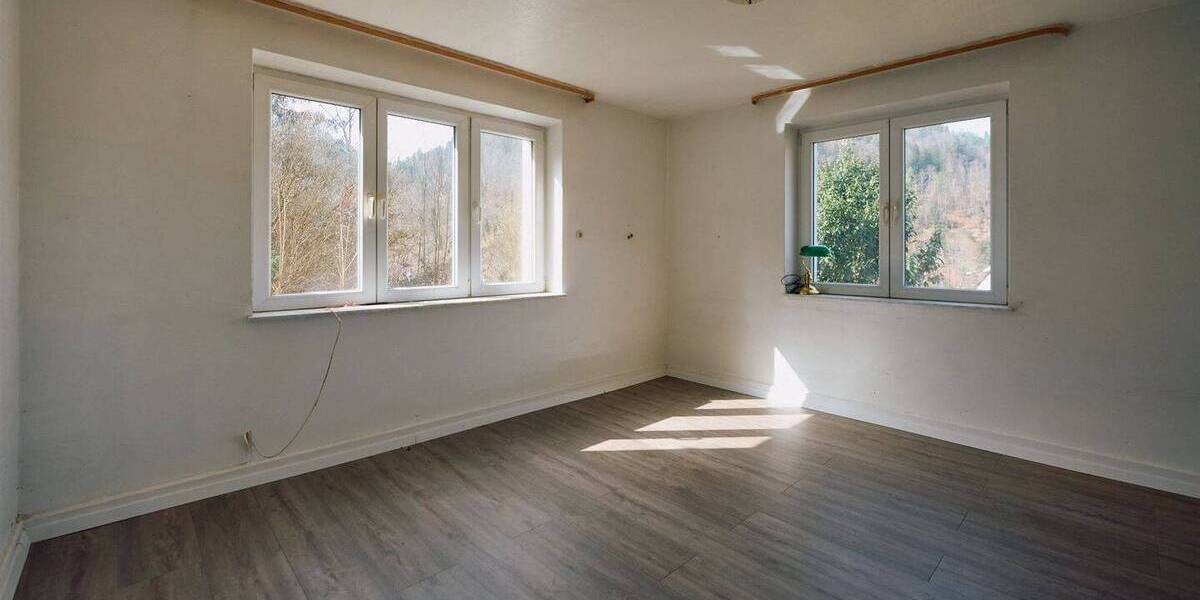 Mehrfamilienhaus, Wohnhaus Schramberg - 1 Zimmer, 333 m&sup2;, 248.500&euro; | Angebot:26188399