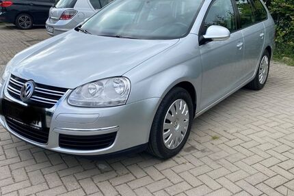 VW Golf 227.000 km 3.800 &euro; Reinfeld 23858