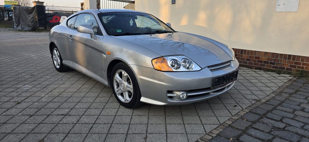 Hyundai Coupe 184.000 km 2.790 &euro; Leipzig - Ost 04328