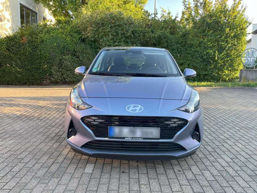 i10