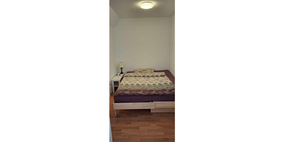 Dachgeschoßwohnung Werne - 1 Zimmer, 35 m&sup2;, 300&euro; | Angebot:26034982