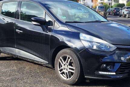 Renault Clio 153.000 km 5.900 &euro; Bergisch Gladbach 51469