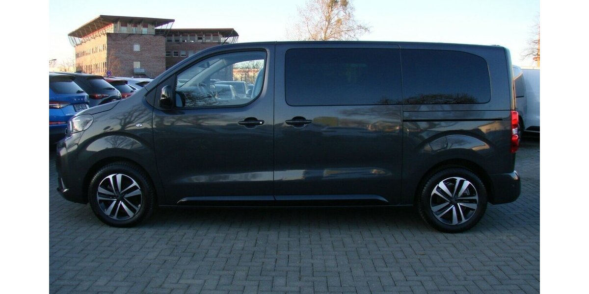 Citroen Spacetourer 180 Plus M, AHK LED Kamera180º 8 Sitze 5.882 km 37.980 &euro; Falkensee 14612