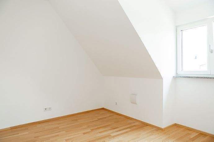 Etagenwohnung Nürnberg Reutles - 2 Zimmer, 63 m&sup2;, 890&euro; | Angebot:26361515