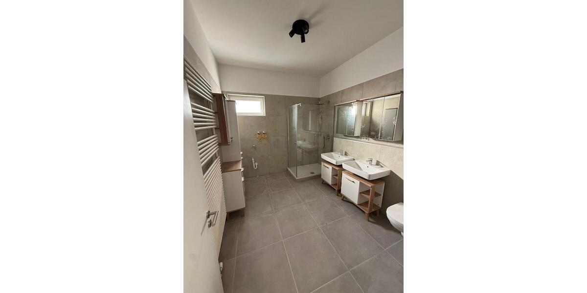 Etagenwohnung Dossenheim - 1 Zimmer, 22 m&sup2;, 580&euro; | Angebot:24660090