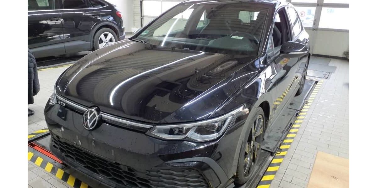 VW Golf 63.450 km 27.950 &euro; Hanau 63452