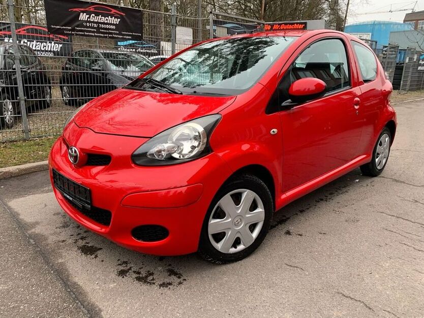 Aygo (X)