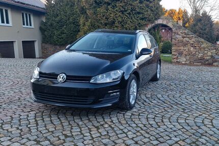 VW Golf 171.500 km 9.600 &euro; Siebenlehn Großschirma 09603
