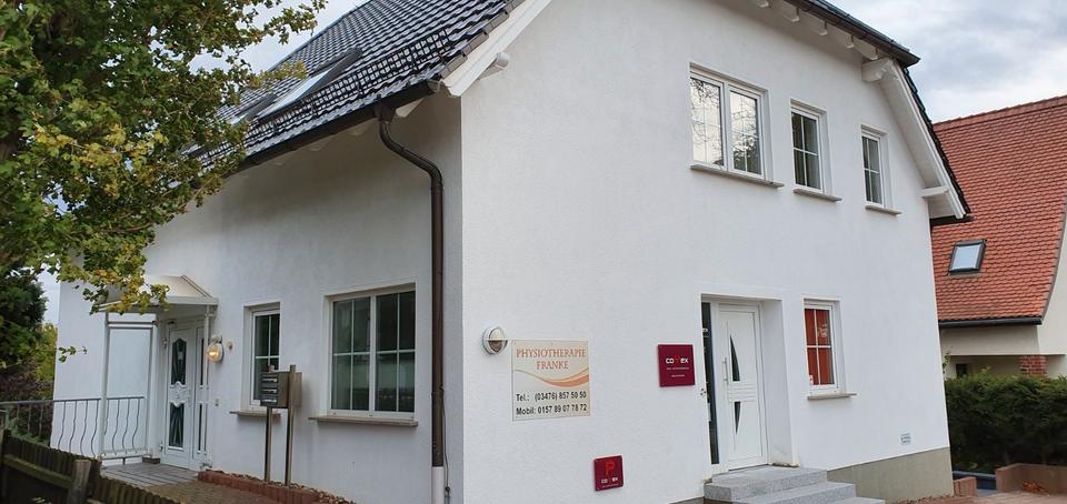 Einfamilienhaus Hettstedt - 15 Zimmer, 345 m&sup2;, 239.000&euro; | Angebot:27081723